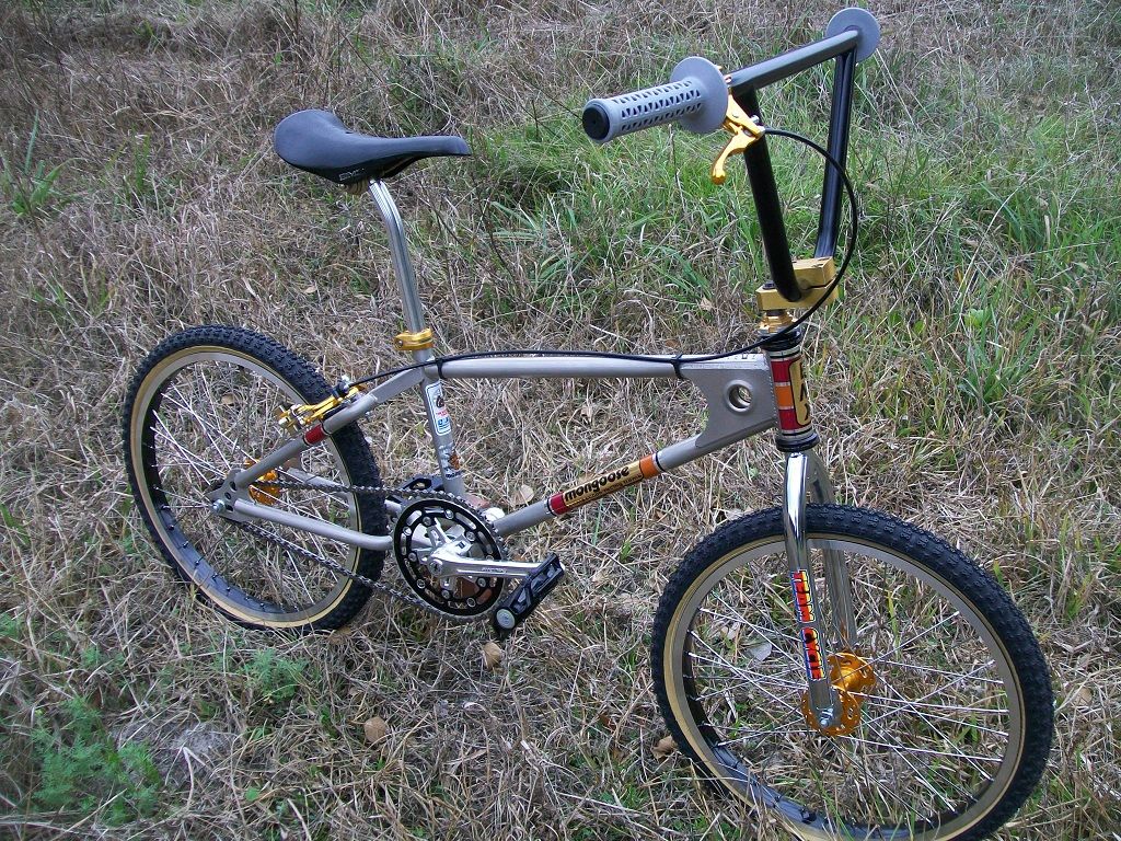 custom bmxs