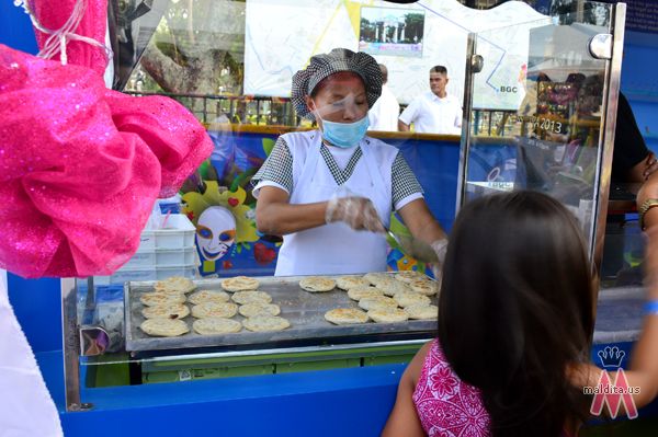 Globe Mobility Store-On-The-Go At The Masskara Festival
