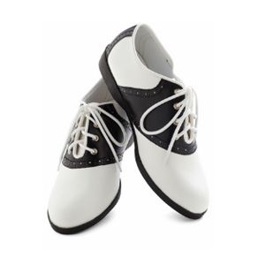 Exploring The Flat Side: Your Flat Shoe Must-Haves